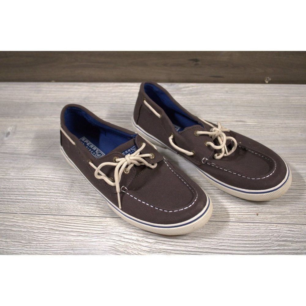 Men's Halyard Brown Sperry Lace up Boat Shoes size 6M